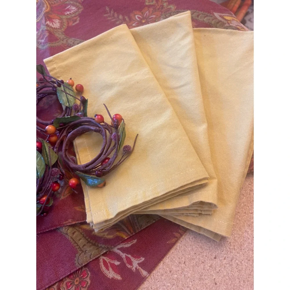 3Pottery Barn Placemats unbranded Yellow Napkins Harvest Wreath Napkin Rings